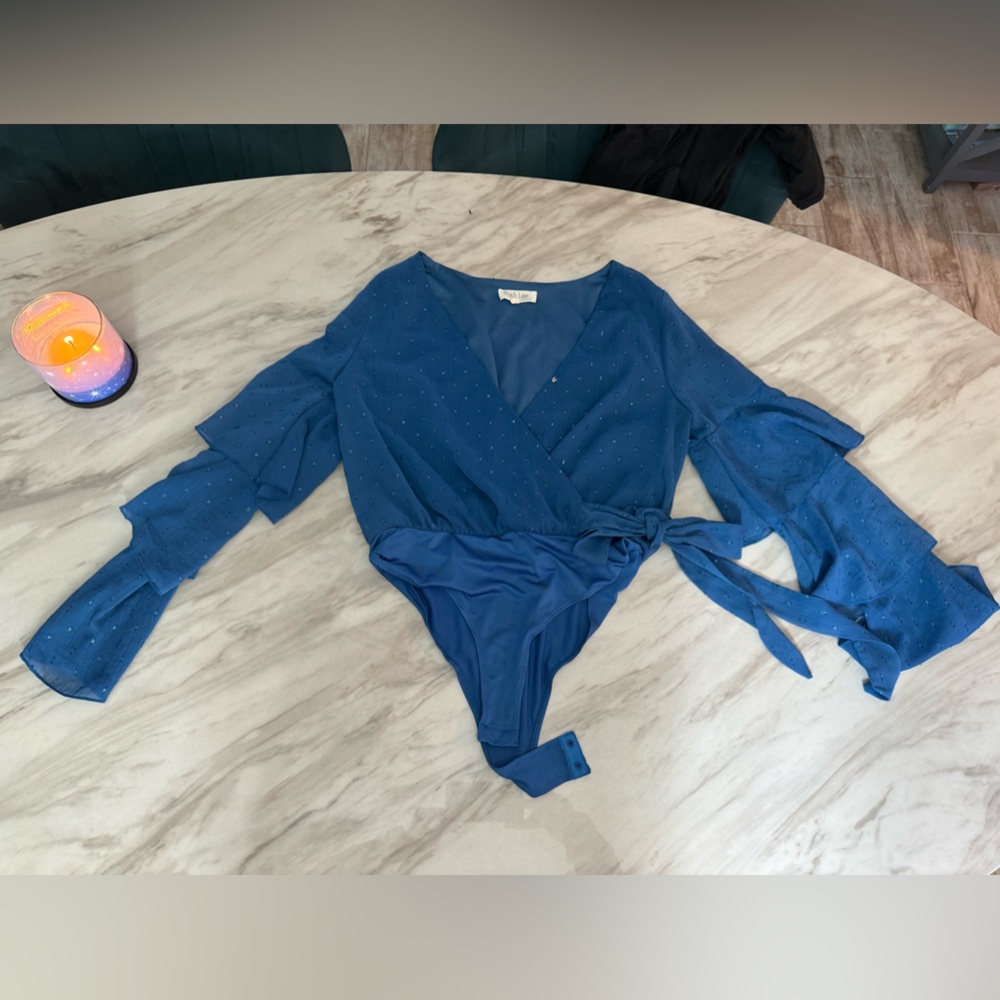 Like New Peach love bodysuit Long sleeve Size Women’s Medium - Picture 1 of 10